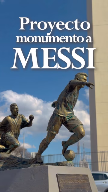 Salimos al centro porteño a mostrar el proyecto Monumento a Messi y estas fueron algunas de las respuestas.
Messi el más amado por el pueblo ❤️
#artevillalba #argentina🇦🇷 #leomessi #escultura