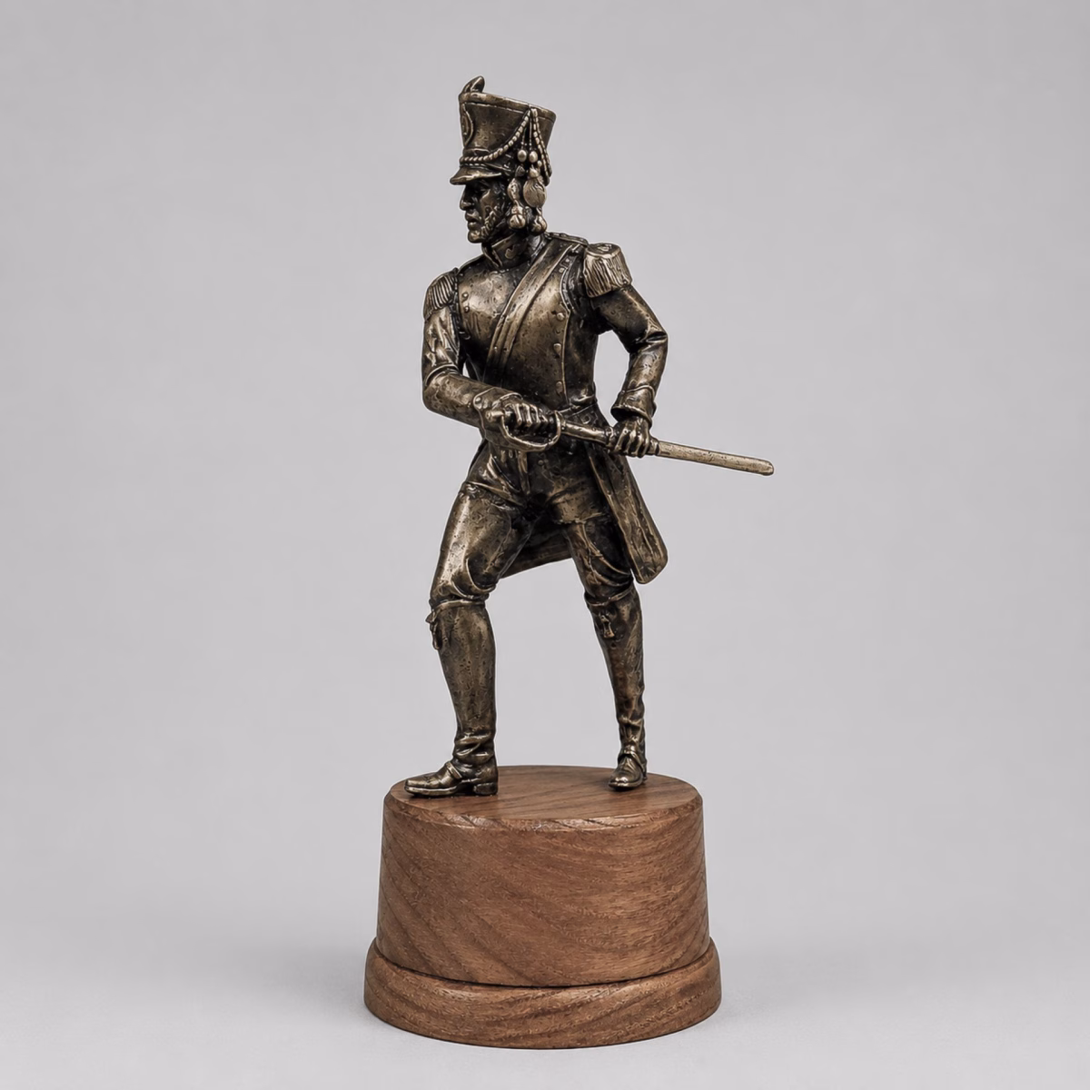 Estatuilla sargento Cabral